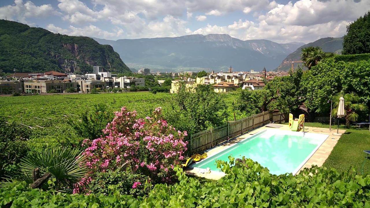 Weingut Zundlhof Villa Bolzano Bagian luar foto