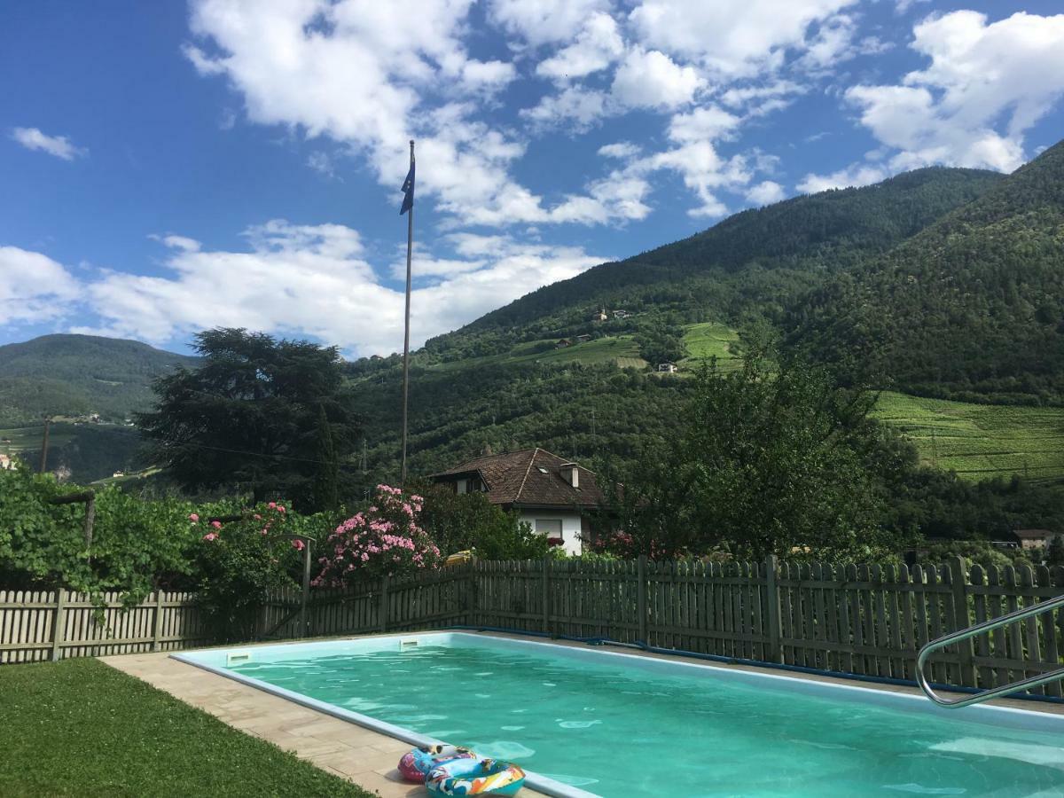 Weingut Zundlhof Villa Bolzano Bagian luar foto