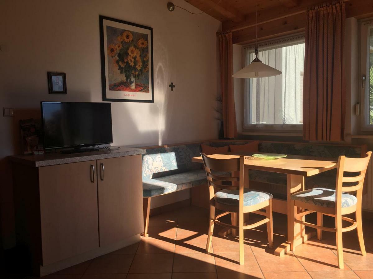 Weingut Zundlhof Villa Bolzano Bagian luar foto