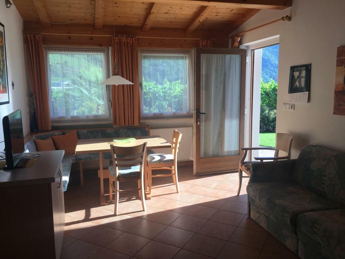 Weingut Zundlhof Villa Bolzano Bagian luar foto